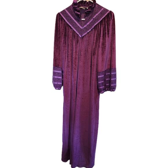 Gilligan & O'Malley Purple Maxi Robe Granny Women's Medium Pullover - Picture 3 of 8
